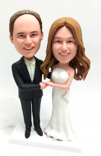 Personalized wedding bobbleheads